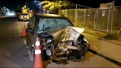 Madre e hija fallecen en accidente tras esquivar neumático que estaba en la vía
