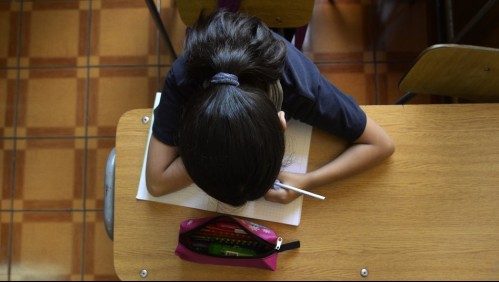 'Soy víctima de violencia de género': Mujer pide ayuda a maestra de su hija con nota en cuaderno