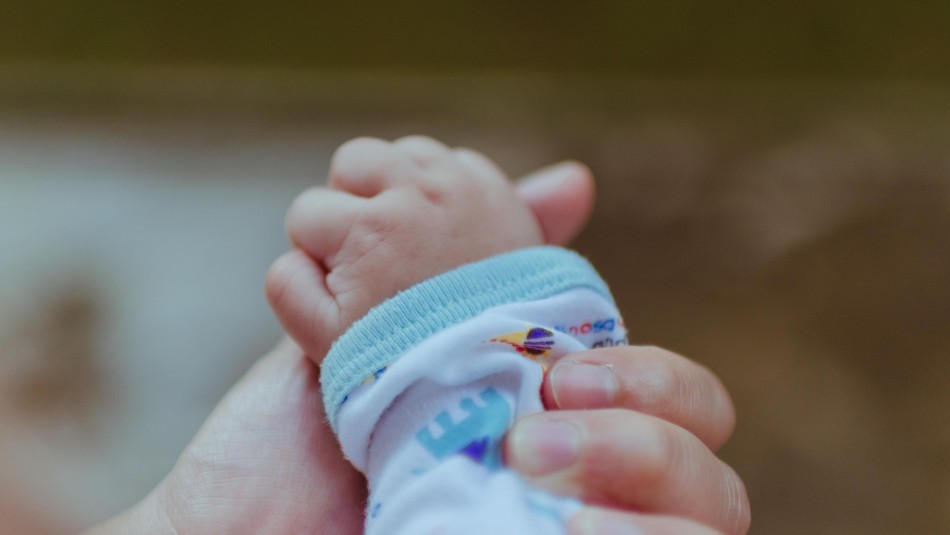 Postnatal de emergencia: Gobierno explica margen para que beneficiarios reciban $1 millón