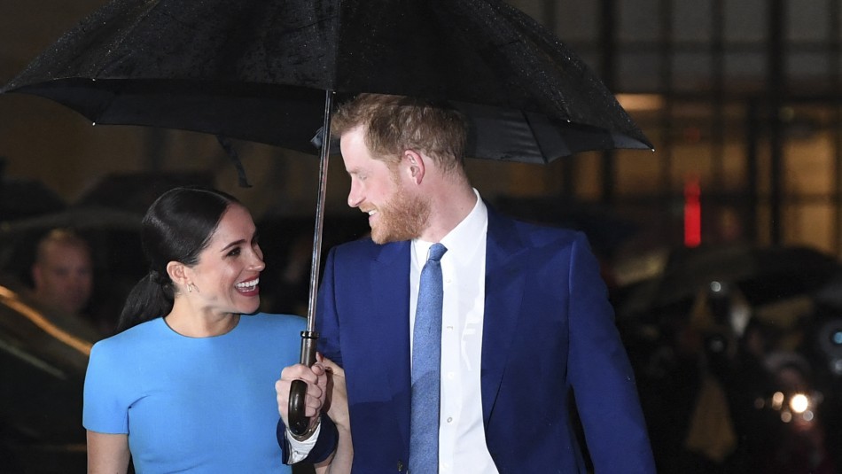 Reina Isabel II y familia real por hija de Harry y Meghan: Reina Isabel II y familia real por hija de Harry y Meghan: