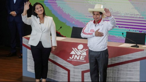 Elecciones en Perú: Abren centros de votación en reñido balotaje presidencial