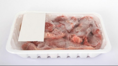 Bacterias en la comida: ¿Cómo descongelar las carnes de forma segura?