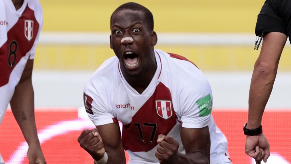 Perú resucita al ganar como visita a Ecuador por las Eliminatorias Perú resucita al ganar como visita a Ecuador por las Eliminatorias