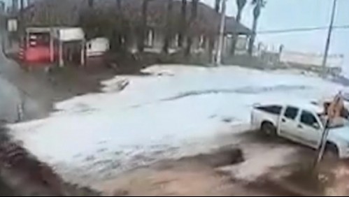 Impactantes marejadas afectan al borde costero del país: Iloca terminó bajo el agua