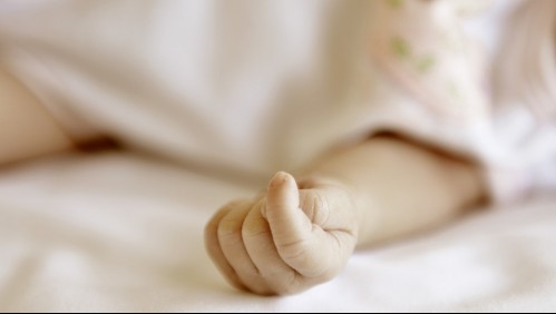 Bebé queda con lesiones graves tras ser agredida por su padre: también fue atacada su madre