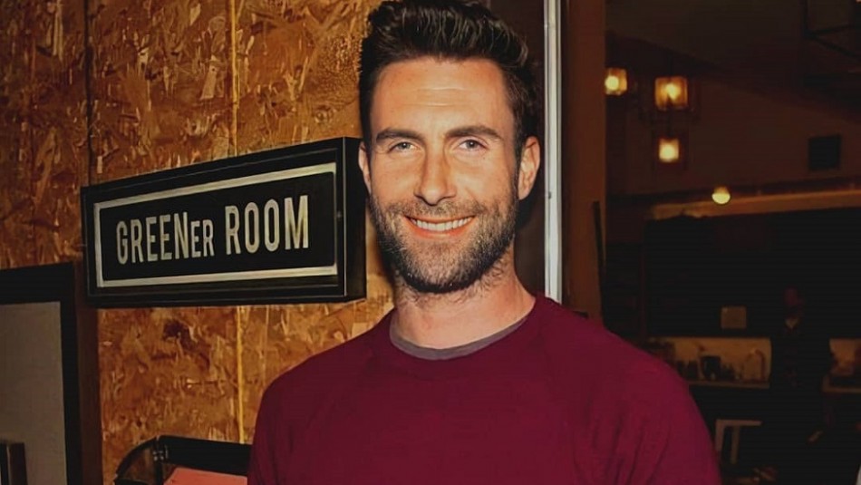 Adam Levine reaparece ejercitando sus músculos llenos de tatuajes y le dicen: Adam Levine reaparece ejercitando sus músculos llenos de tatuajes y le dicen: