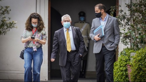 Educación, vacunación y salud mental: Gobierno tuvo reunión clave con gremios en La Moneda