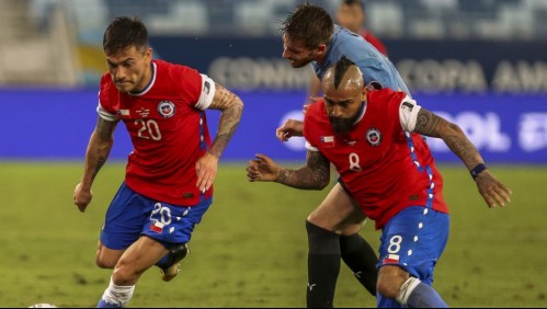 Chile empata con Uruguay y termina jugando con 10 al perder chances de cambio