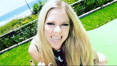 No envejece: Avril Lavigne debuta en TikTok y fans quedan impactados por su aspecto juvenil