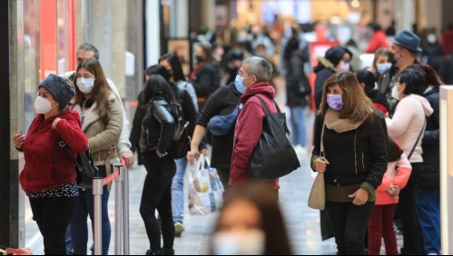 Buscan implementar 'carnet verde' para vacunados y así reactivar el comercio y el turismo