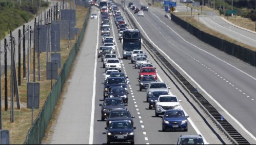 Fin de semana largo: Se reportan tacos kilométricos en distintas rutas hacia Santiago