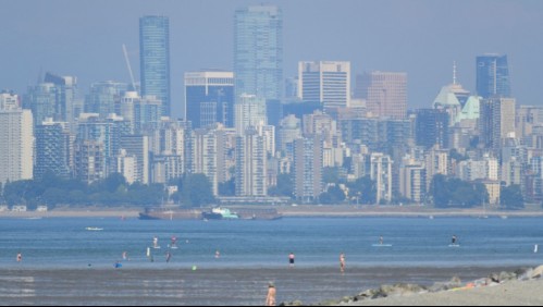 Hasta 49 grados: Ola de calor extremo en Canadá cobra la vida de más de 100 personas