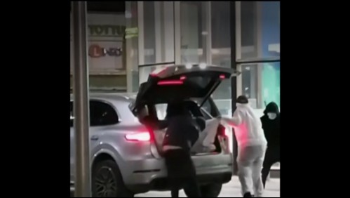 Violento asalto en Las Condes a tienda del Mall Open Kennedy: Robaron artículos electrónicos