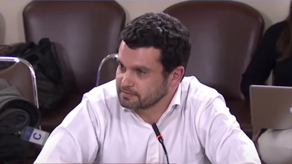 El día en que diputados criticaron a Jaime Bassa por ir El día en que diputados criticaron a Jaime Bassa por ir