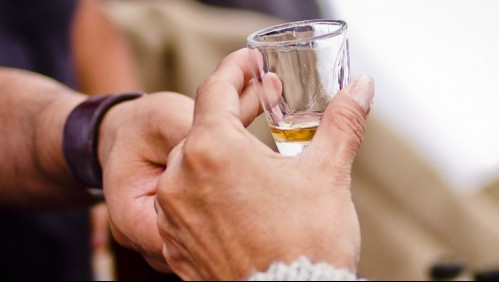 Funeral termina con 11 muertos tras beber licor de arroz casero