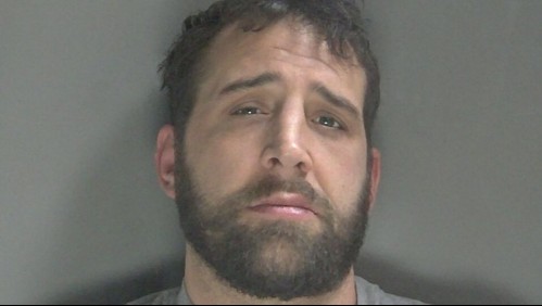 Golpeó y apuñaló a su amigo por un completo: Fue condenado a 4 años de prisión