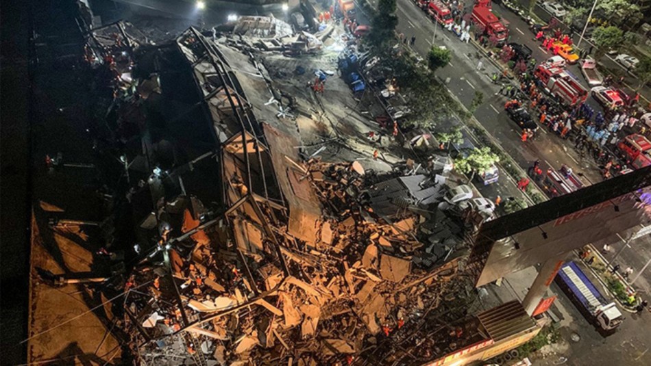 Muertos por derrumbe de hotel en China asciende a ocho: Sigue búsqueda de sobrevivientes Muertos por derrumbe de hotel en China asciende a ocho: Sigue búsqueda de sobrevivientes