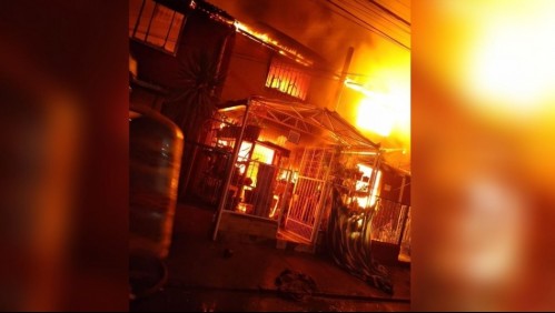 Un muerto y 45 damnificados deja incendio en población La Foresta de Melipilla