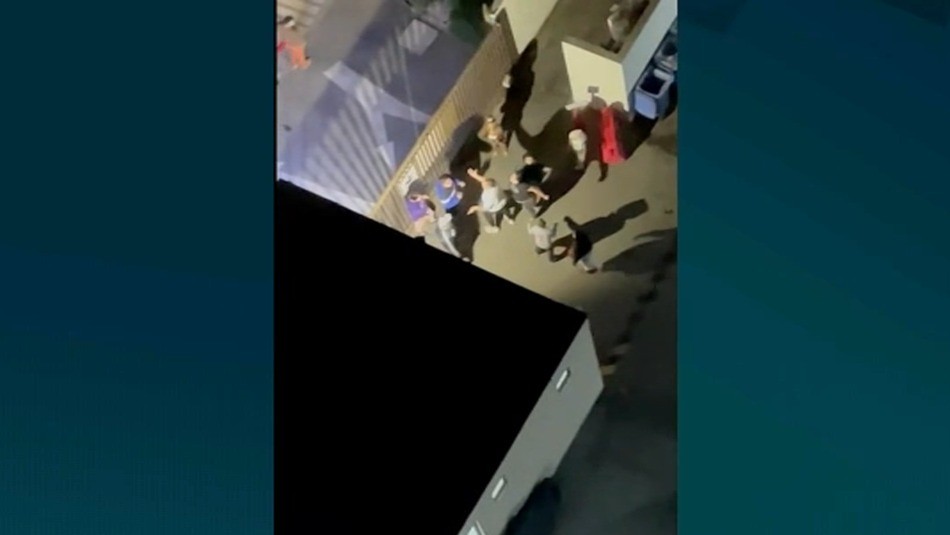 agresion-conserje-independencia Video muestra cobarde agresión a conserje en Independencia: sólo pidió que bajaran la música