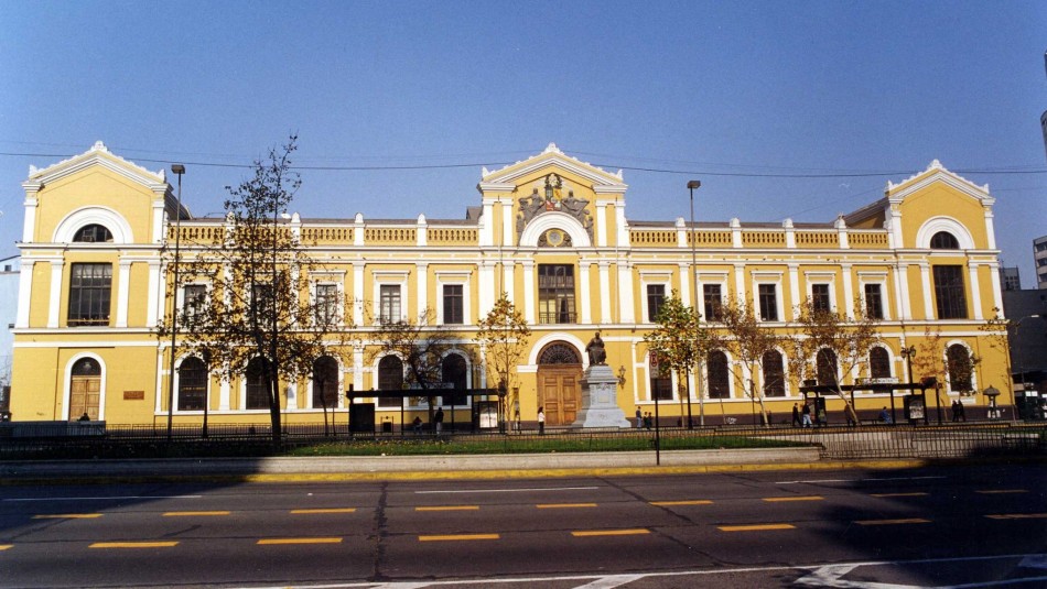 universidad-de-chile Universidad de Chile investiga supuesta copia masiva de 61 alumnos a través de WhatsApp
