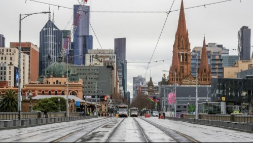 Melbourne vuelve al confinamiento mientras Australia intenta contener brote de coronavirus