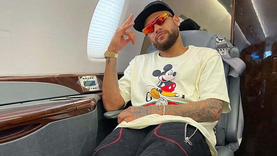 Neymar lleva ahora el cabello largo: Así luce con su nuevo look de trenzas doradas Neymar lleva ahora el cabello largo: Así luce con su nuevo look de trenzas doradas