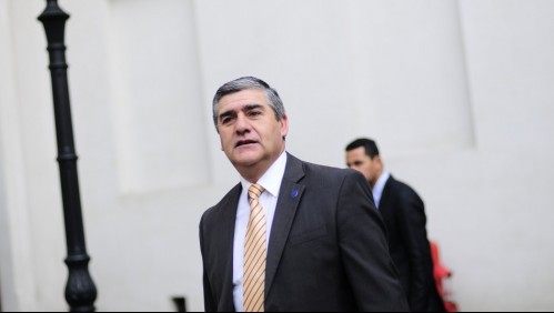 'Mantiene su estado de gravedad': Nuevo parte médico del alcalde y exárbitro Carlos Chandía