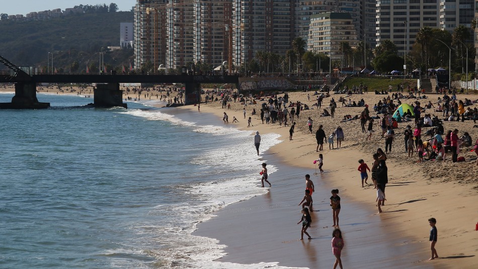 masivo-arribo-de-turistas-por-fin-de-semana-largo-en-vina-del-mar