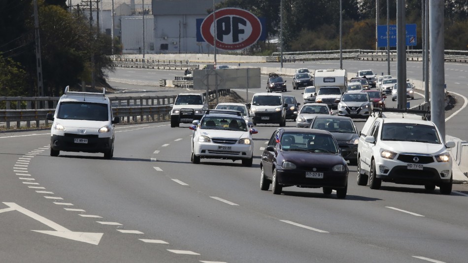 salida-vehiculos-capital Más de 160 mil vehículos han abandonado la capital este fin de semana largo