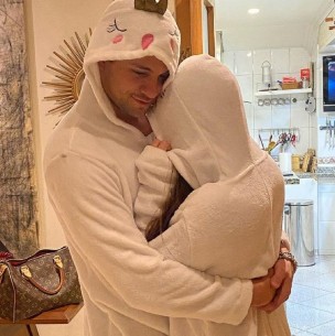 Joaquín Méndez sorprendió con una nueva y romántica postal junto a su polola Joaquín Méndez sorprendió con una nueva y romántica postal junto a su polola