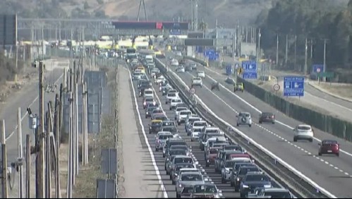 Balance carreteras: Más de 285 mil vehículos abandonaron la capital y hubo tacos en el retorno