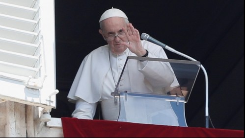 Papa dice al pueblo cubano que está 'cerca' en 'momentos difíciles' y llama al 'diálogo'