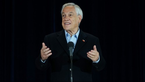 Piñera tras votar en las Primarias: 'Espero que los chilenos cumplamos con nuestro compromiso'
