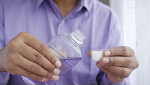 ¿Usas enjuague bucal después de cepillarte los dientes?: Esta experta dice que es un error