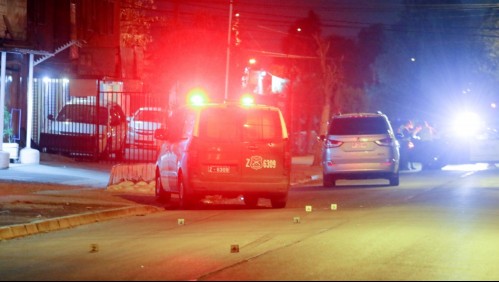 Conductor volcó, se bajó del auto y abandonó el lugar caminando: Bomberos solo halló al copiloto