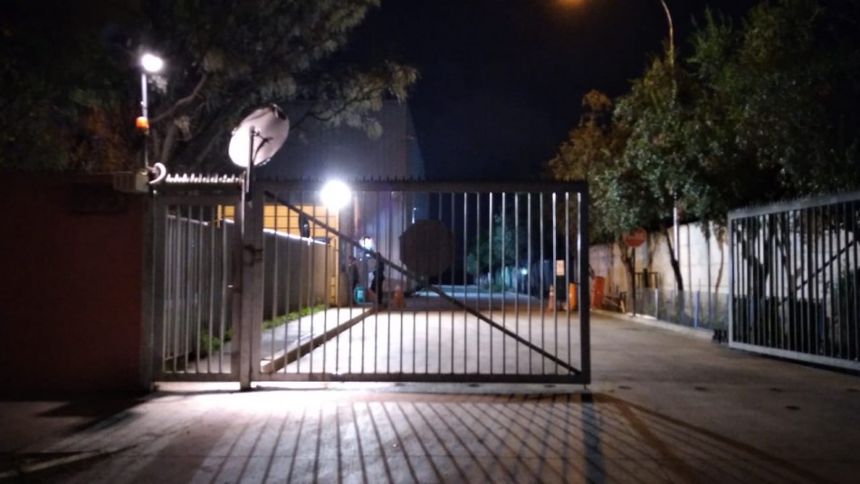 Diez individuos asaltan bodegas de ferretería en Maipú: Robo estaría avaluado en 100 millones Diez individuos asaltan bodegas de ferretería en Maipú: Robo estaría avaluado en 100 millones