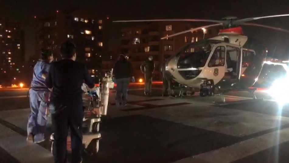 Trasladan a Santiago a carabinero herido en Carahue: Gobierno califica ataque como Trasladan a Santiago a carabinero herido en Carahue: Gobierno califica ataque como