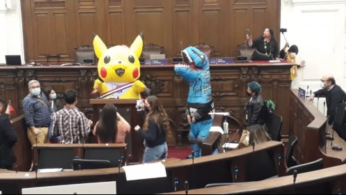 'Muchísima gente me lo había pedido': 'Tía Pikachu' y el porqué fue disfrazada a la Convención