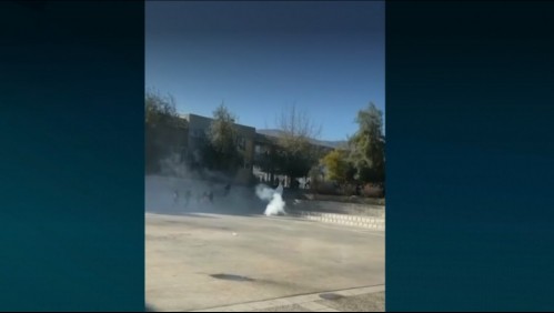 Disturbios en colegio de Chicureo: Estudiantes lanzaron bombas de ruido y luego se fugaron