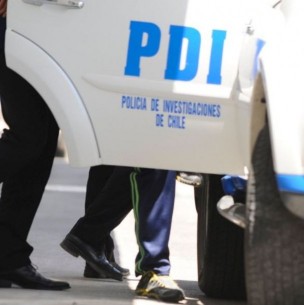 PDI detuvo a cuatro sujetos acusados de transportar droga desde Iquique a Santiago PDI detuvo a cuatro sujetos acusados de transportar droga desde Iquique a Santiago