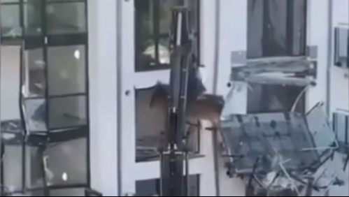 Furioso contratista derribó lujosos departamentos que él mismo construyó por millonaria deuda