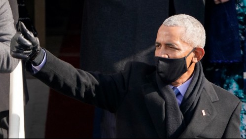 Republicanos critican a Obama por organizar fiesta en medio de alza de casos covid