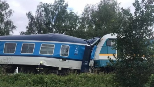 Dos muertos y decenas de heridos en fatal choque de trenes en República Checa