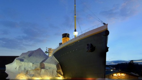 'Incidente traumático': 'Iceberg' colapsa en museo del Titanic y deja tres heridos