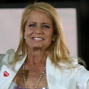 Habría aliviado dolores a su hijo: Cecilia Bolocco dice que sus manos tienen Habría aliviado dolores a su hijo: Cecilia Bolocco dice que sus manos tienen