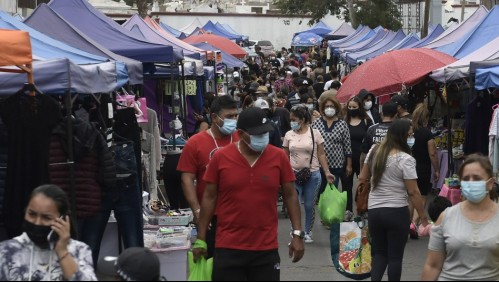 28 comunas cambiaron de fase este sábado: Iquique, Los Andes y Coyhaique avanzaron a Apertura