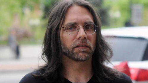 Obligan al gurú de la secta NXIVM a pagar eliminación de marca que hizo a sus víctimas