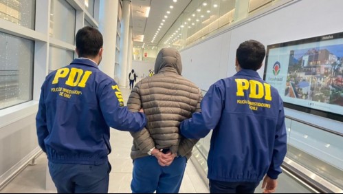 Chileno imputado por doble homicidio es extraditado desde Italia: había escapado a Europa luego del crimen