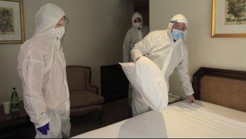 Dos personas en huelga de hambre en residencias sanitarias: Denuncian altos precios de los hoteles