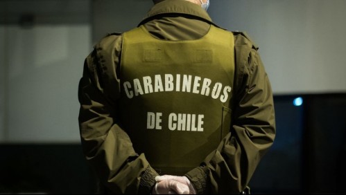 Dan de baja a dos carabineros que estaban en una de las casas allanadas por droga en Recoleta